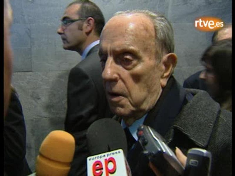 "Cuando alguien lo intentaba yo le cascaba", es la respuesta de Manuel Fraga respecto a las tramas de espionaje | Ver