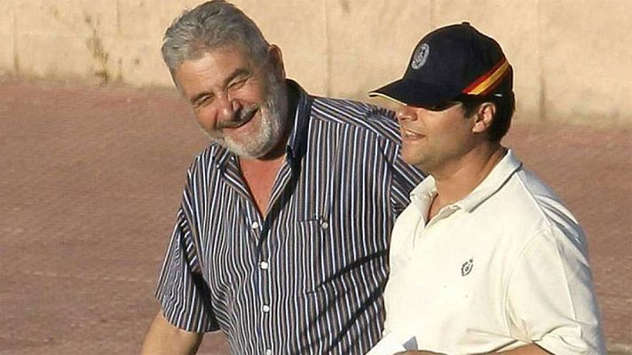 Telediario 1 - Sale de la cárcel Laureano Oubiña tras conseguir el tercer grado