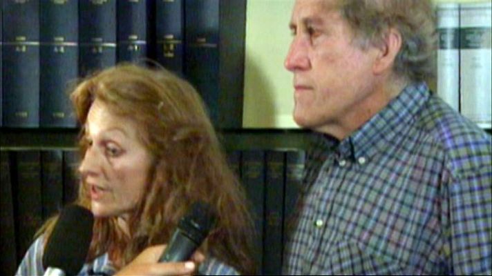 Telediario 1 - La justicia italiana quita a un matrimonio a su hija por ser demasiado mayores