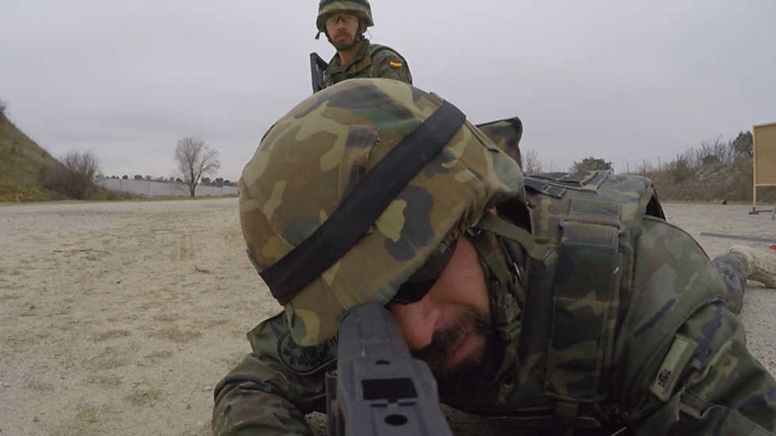 FAS - Unidad acorazada - ver ahora