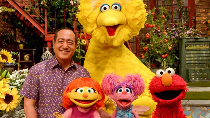 Telediario 1 - Julia se incorpora a 'Barrio Sésamo' para visivilizar y normalizar el autismo