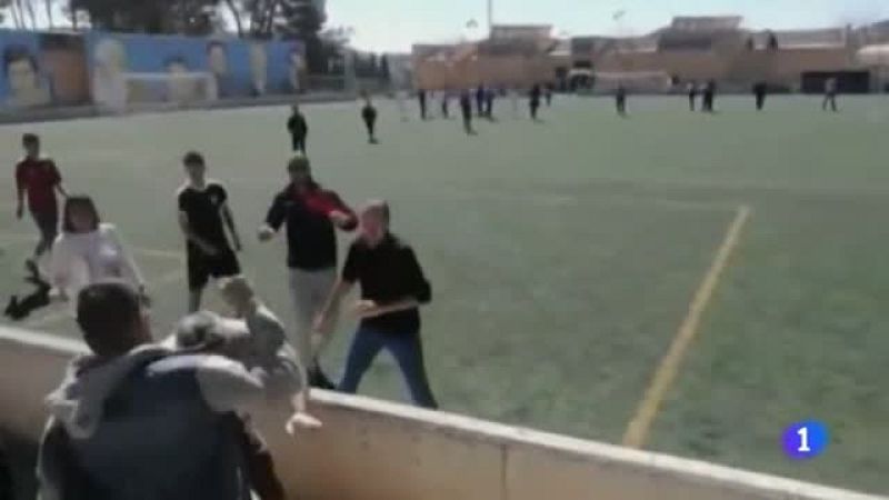 El deporte condena la bochornosa pelea de Mallorca | Ver