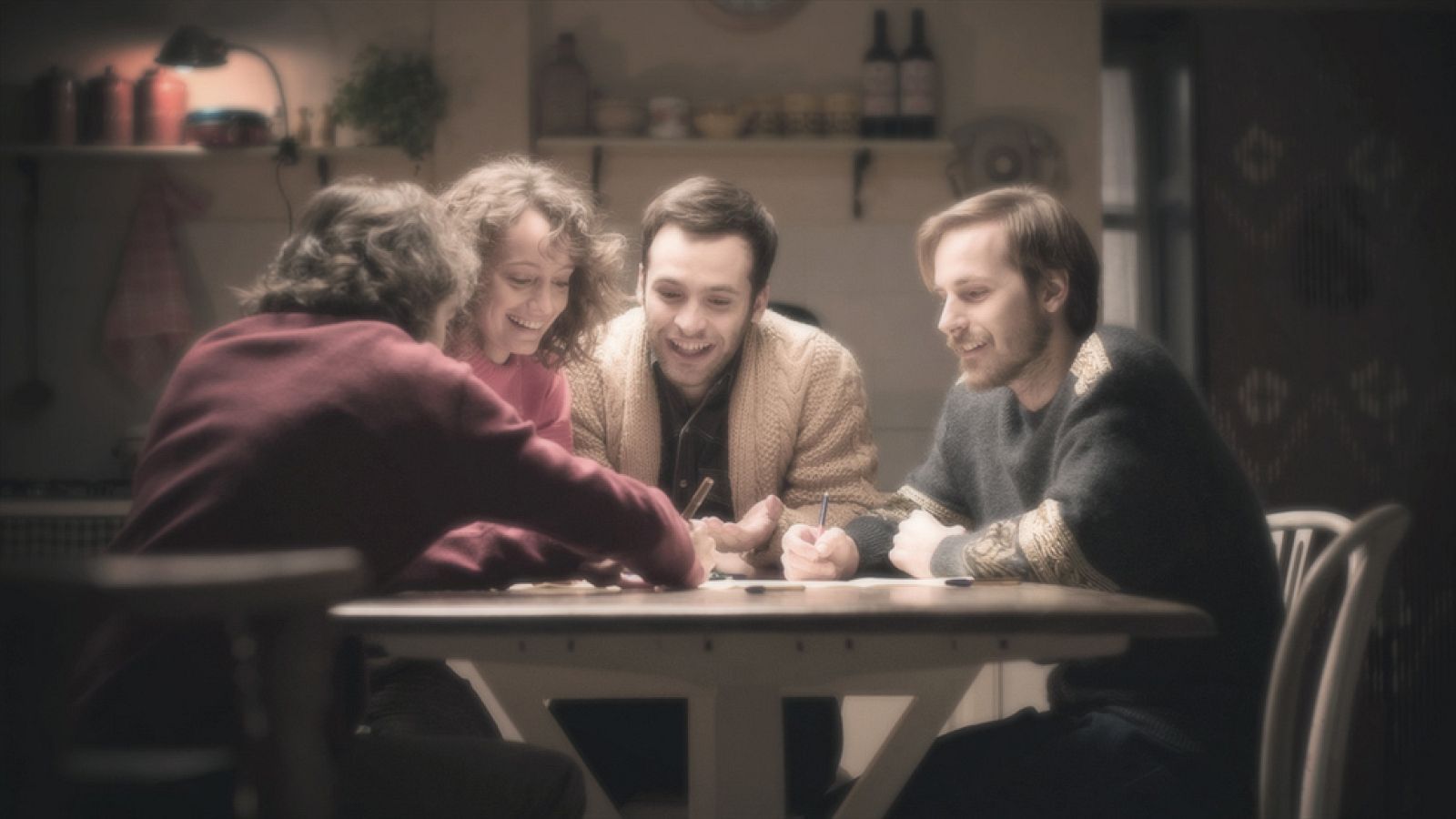 Cuéntame cómo pasó - Así comienza el capítulo 321, '¡Que viva el IVA!'