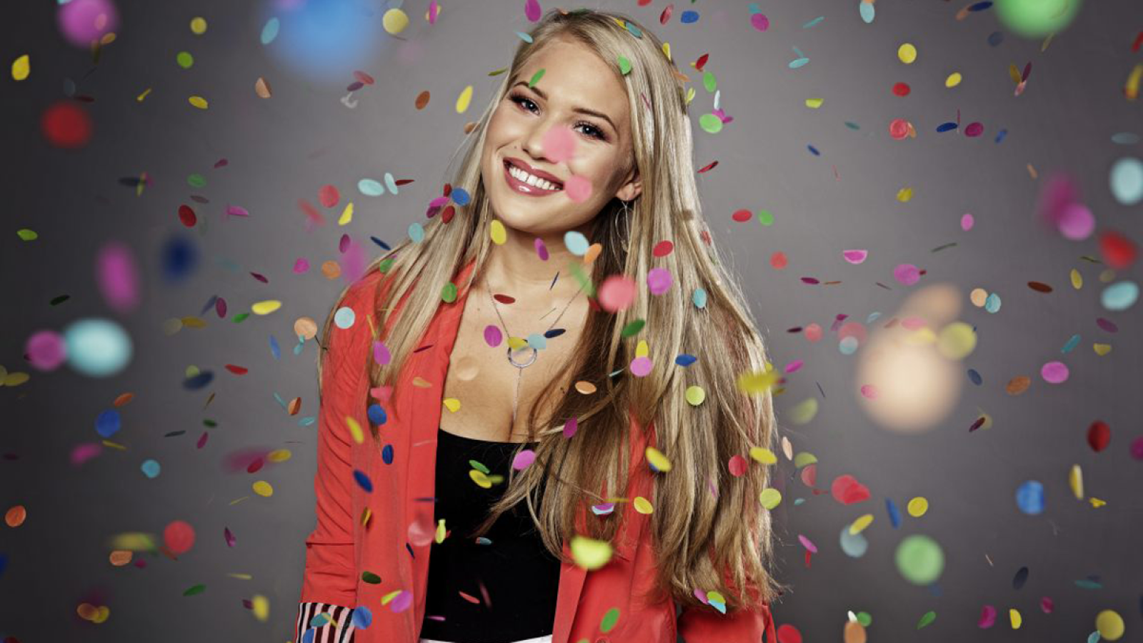 Eurovisión 2017 - Anja Nissen representa a Dinamarca  con la canción "Where I am" | Ver