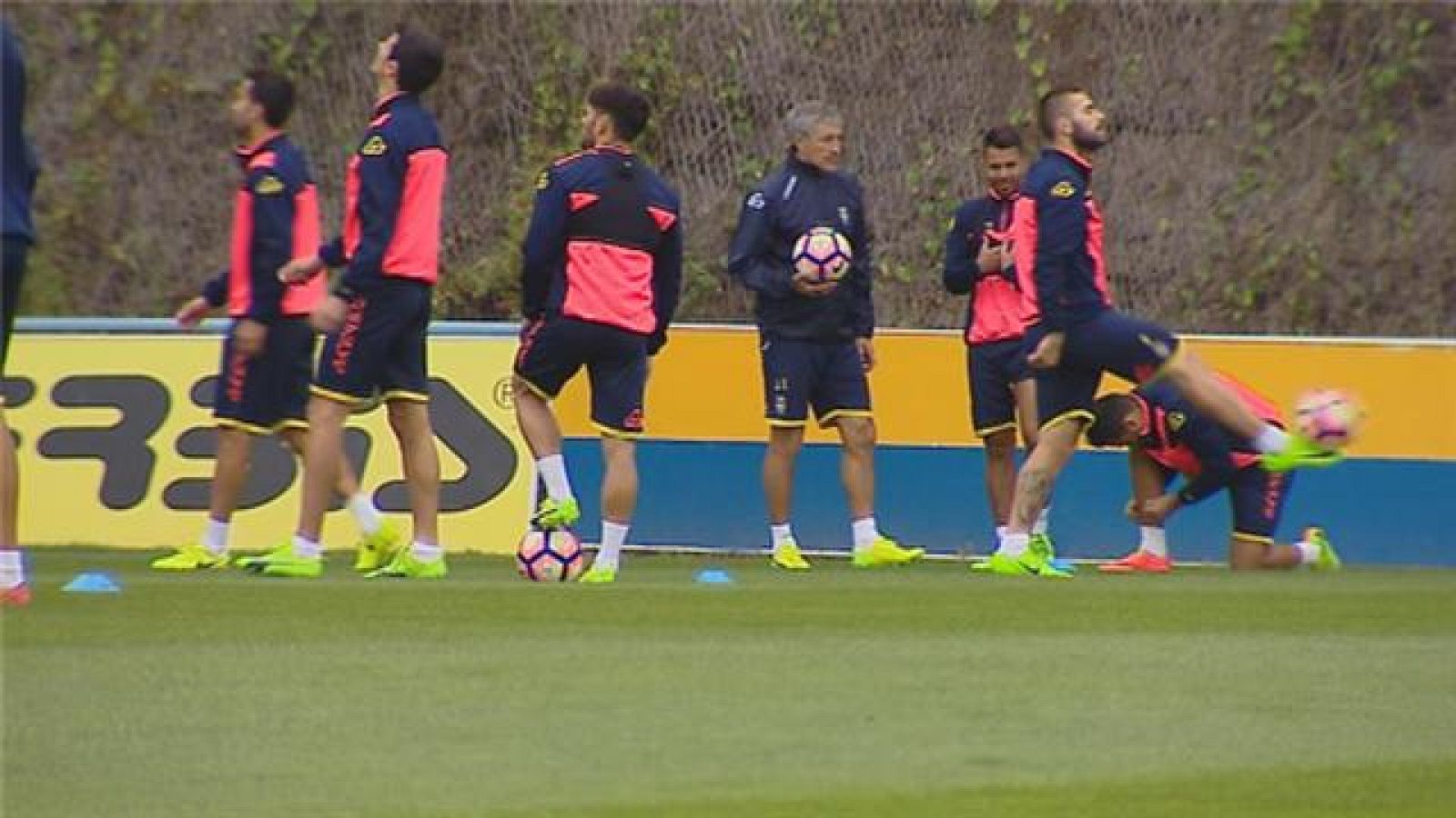 La Unión Deportiva vuelve a los entrenamientos | Ver