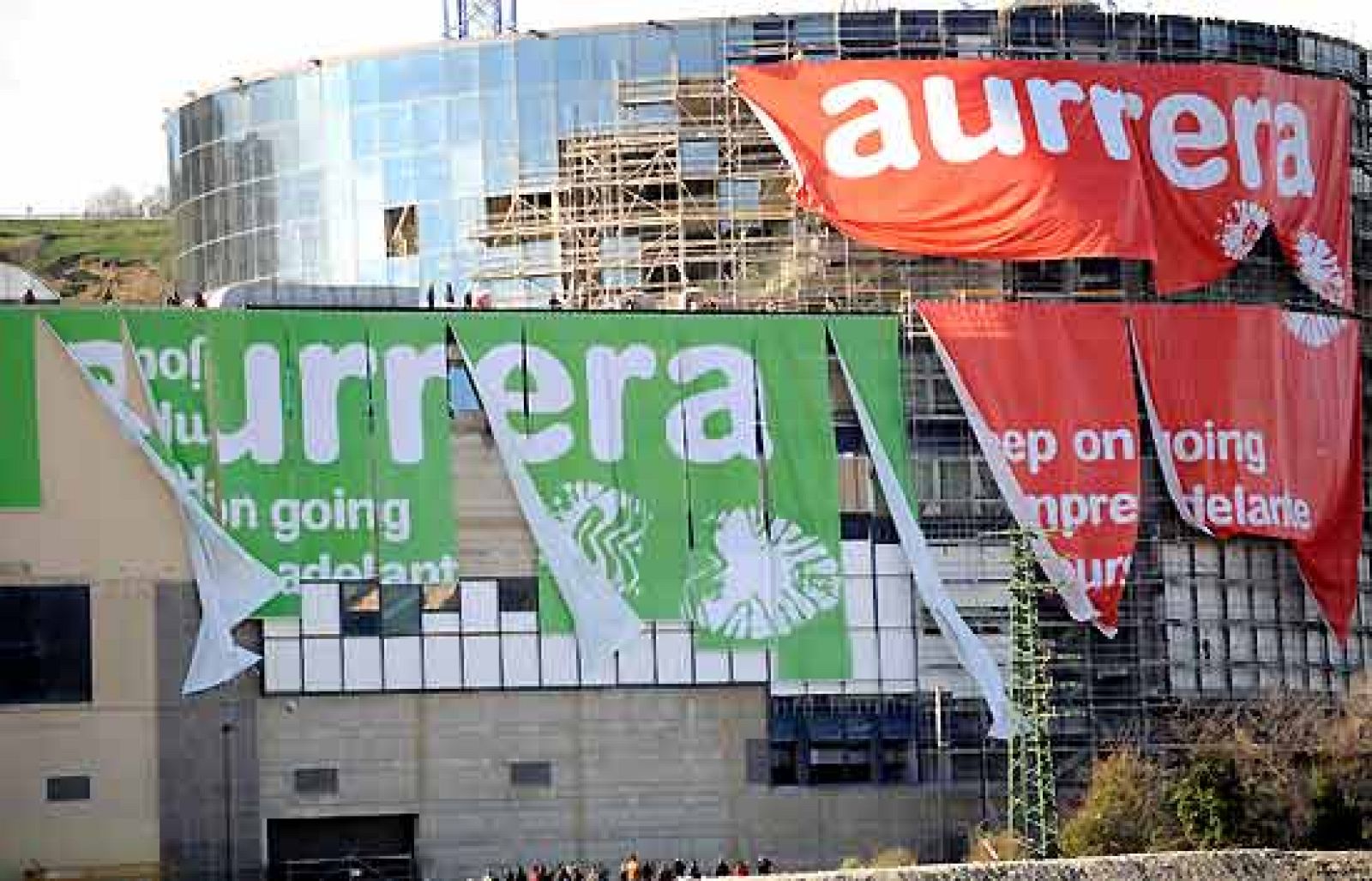 Homenaje un mes después del atentado | Ver