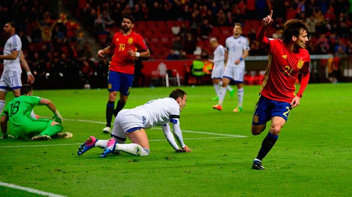  - Silva adelanta a España (1-0)