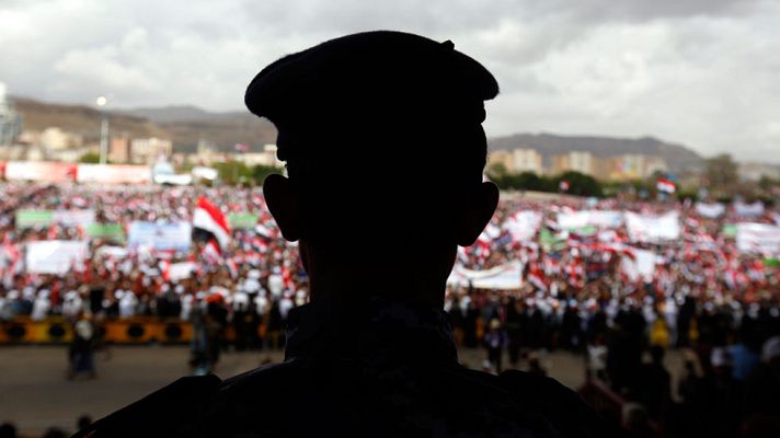 Telediario 1 - En la guerra de Yemen han muerto unas 10.000 personas