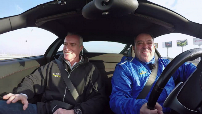 El árbol de los deseos - ¡Un ferrari en el árbol de los deseos!