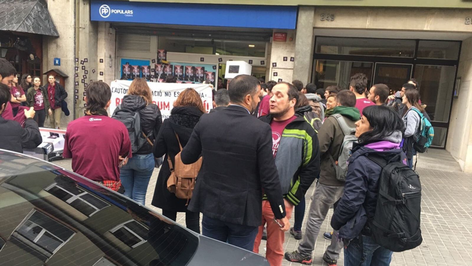 La CUP asume y justifica el escrache a la sede de los populares