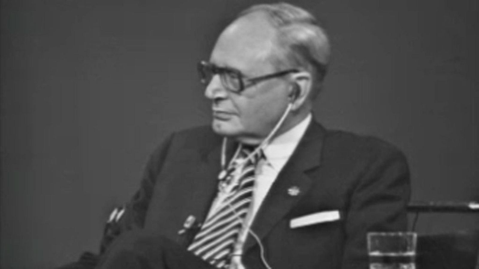 La clave - La guerra atómica