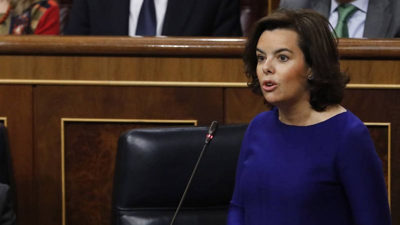 Santamaría acusa a Montero de "pseudoparlamentarismo" por preguntar por las escuchas al rey Juan Carlos I - Informativo 24h | Ver