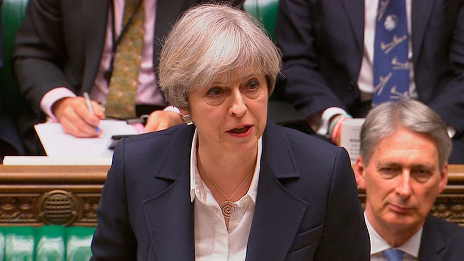 May califica el inicio del Brexit como un punto sin retorno para el Reino Unido