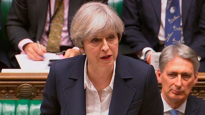 Telediario 1 - Theresa May confirma la activación del 'Brexit': "Estamos en un punto sin retorno"
