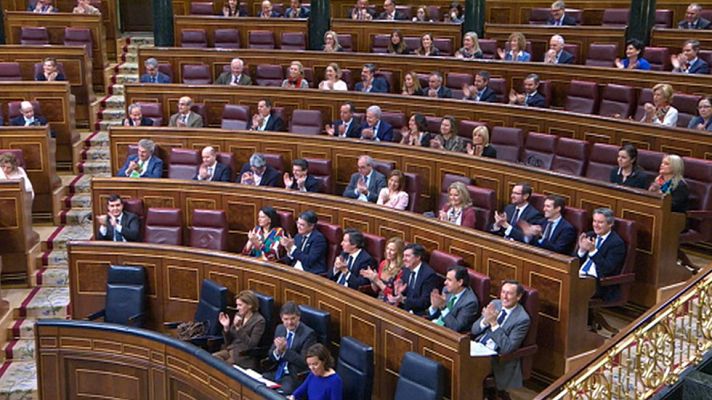 Telediario 1 - Un nuevo episodio relacionado con los modales de los diputados del Hemiciclo sacude la cámara baja