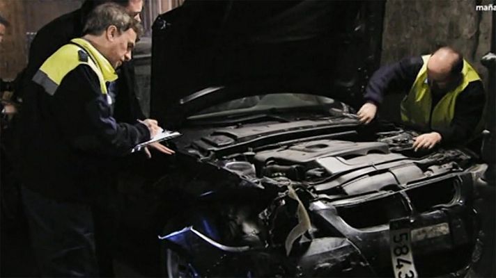 El acabose - José Mota salva a un coche en estado crítico