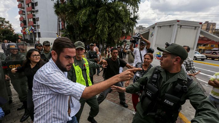 Telediario 1 - Telediario 2 en 4' - 30/03/17