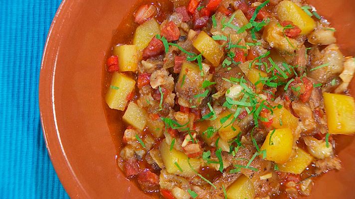 RTVE Cocina - Manitas de cerdo a la riojana