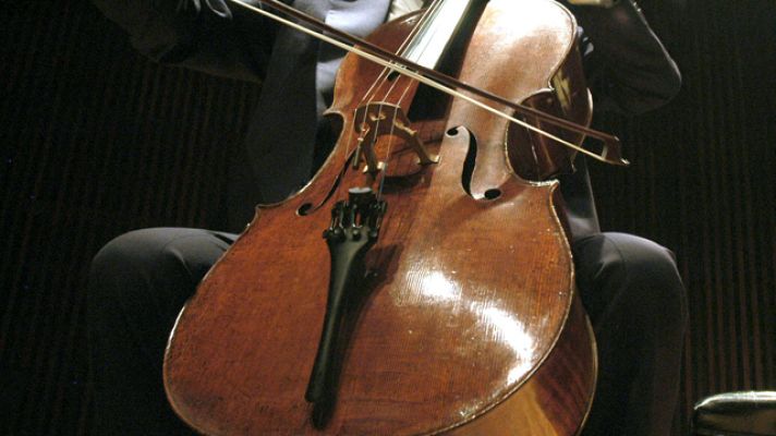 Telediario 1 - Obras de Bach, Ortiz y Navarro en los Stradivarius de la colección real