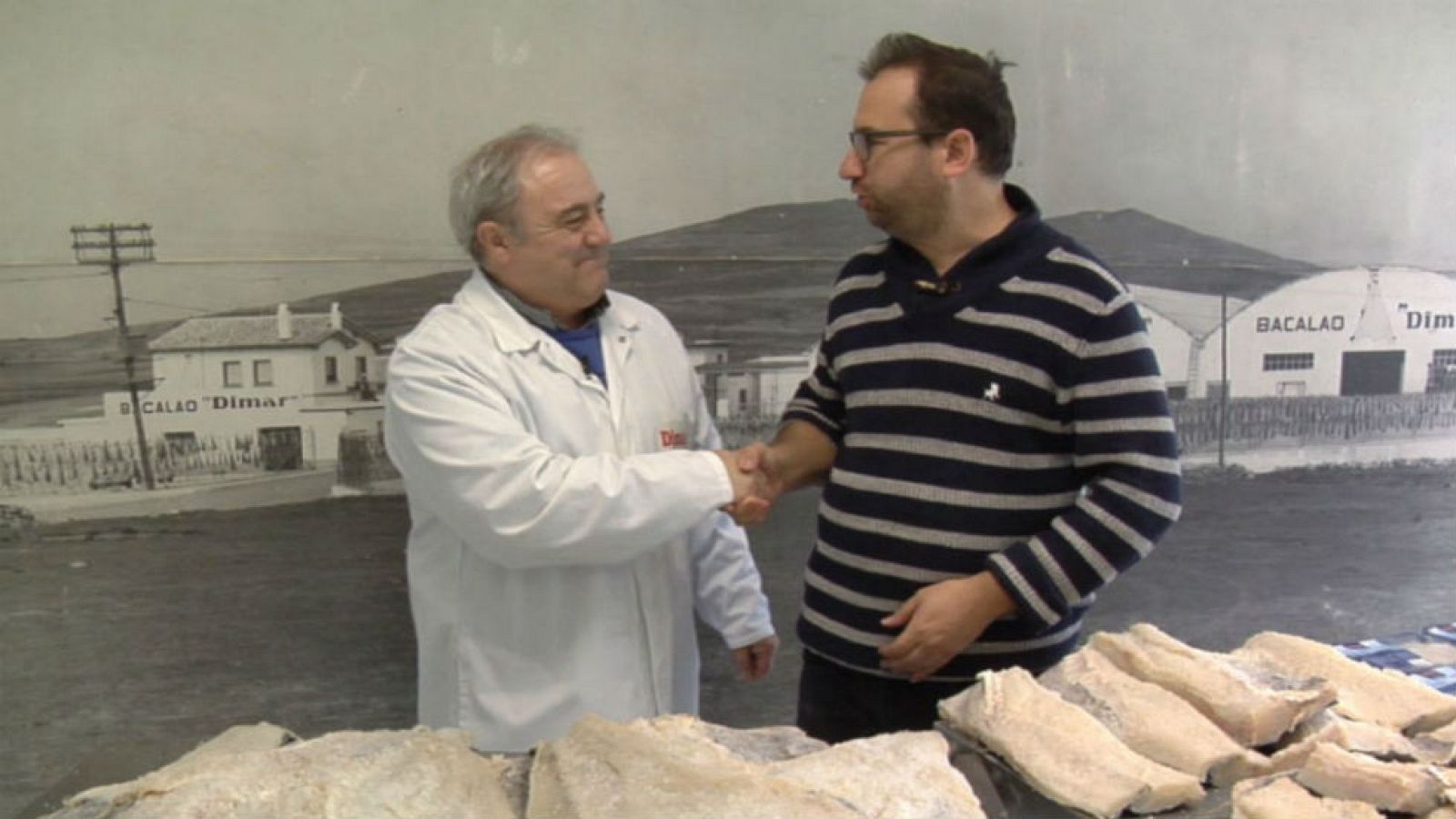 En un secadero de bacalao