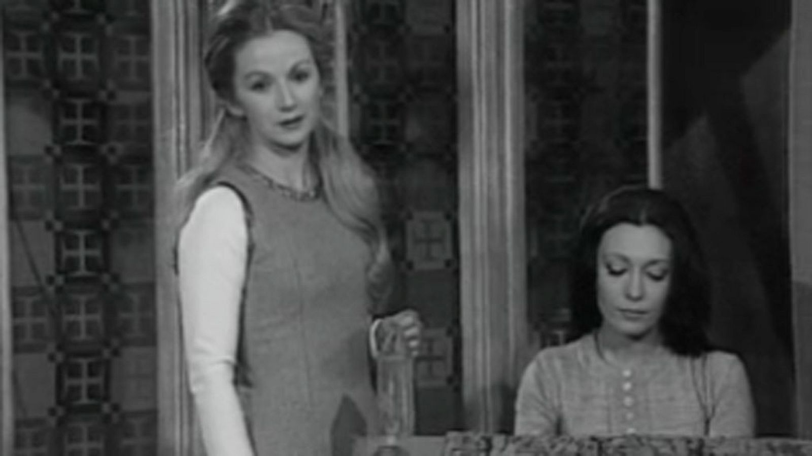 Mujeres insólitas - La reina después de muerta (Inés de Castro)