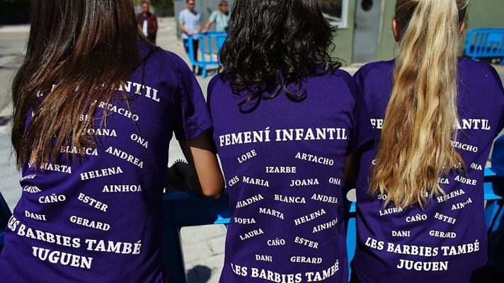 Telediario 1 - El AEM Lleida, un equipo de chicas que logra el título frente a chicos