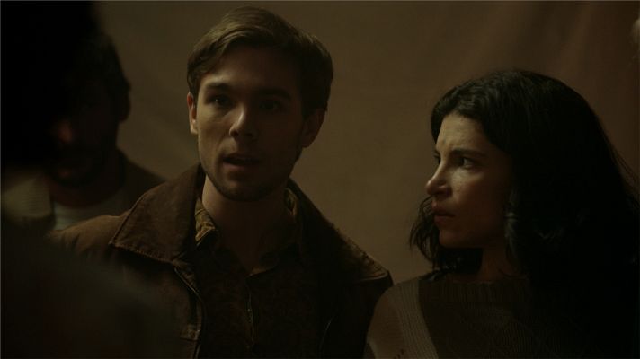 Cuéntame cómo pasó - Marcos y Antonio al rescate de Inés