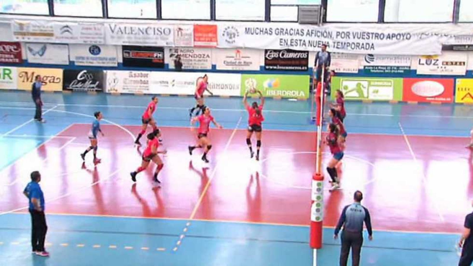 Voleibol - Superliga Iberdrola Femenina. Resumen - ver ahora