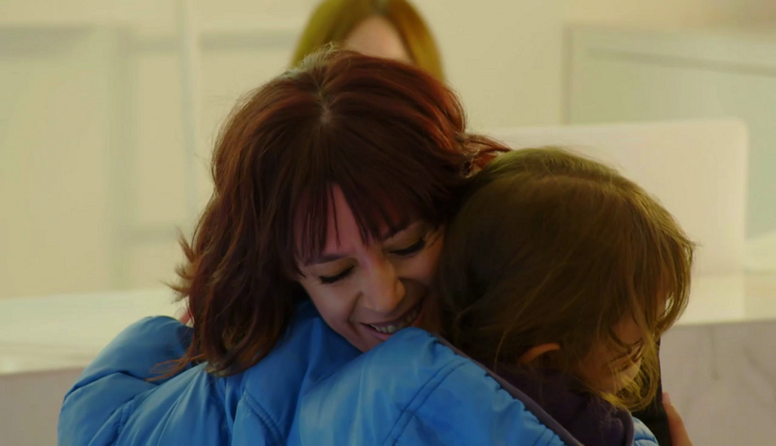 El árbol concede un día de relax para la madre de Sara - El árbol de los deseos | Ver