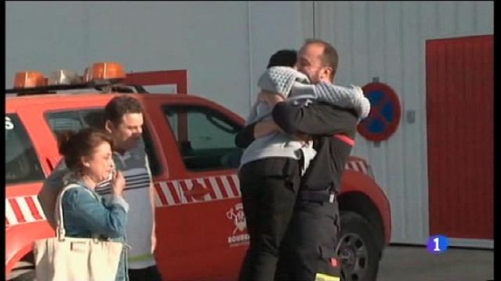 Informatiu Balear - Àlex dóna les gràcies als bombers que el salvaren