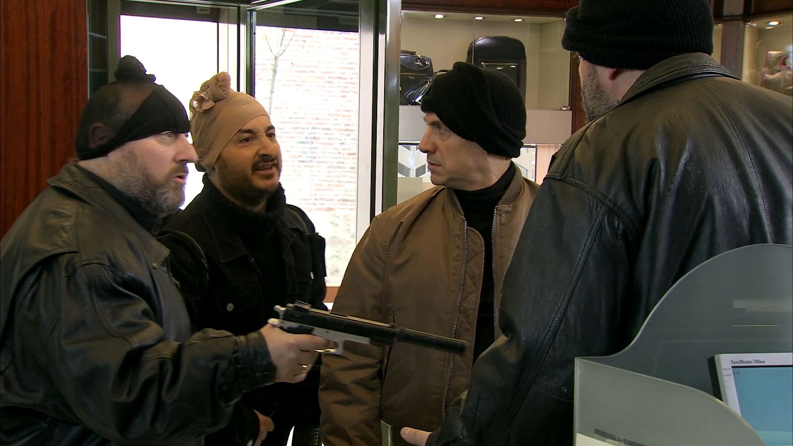 El Acabose - Atraco reglamentario