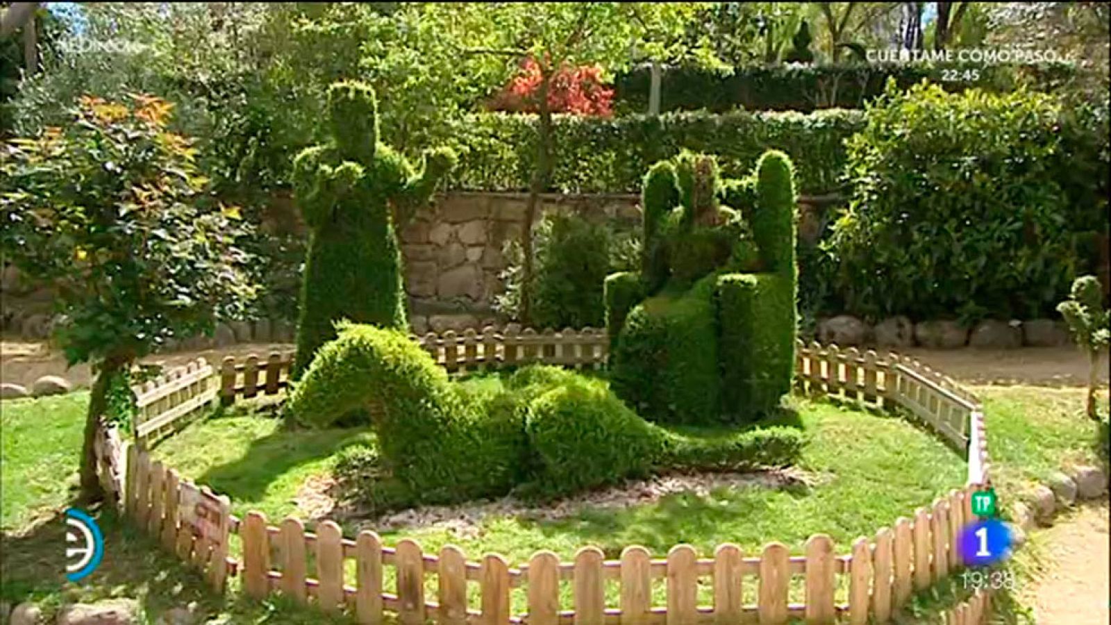 España Directo - Un bosque encantado con más de 30 figuras vegetales