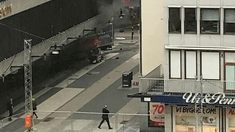 El primer ministro sueco: "Es un atentado terrorista horrible"