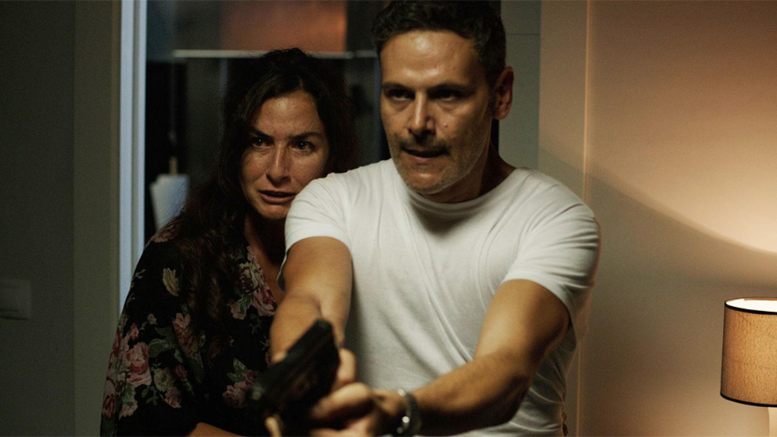 'Garantía personal', el neo-noir protagonizado por Belén López y Roberto Enríquez | Ver