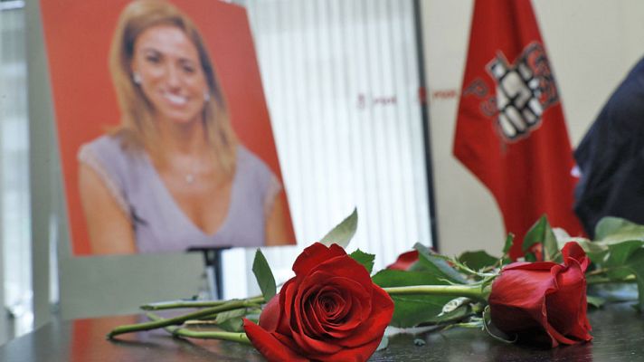 Telediario 1 - Chacón ha sido incinerada en Madrid y sus cenizas serán trasladadas a Esplugues de Llobregat