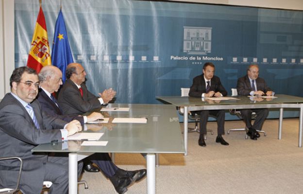 Telediario 1 - Telediario en 4' - 02/02/09