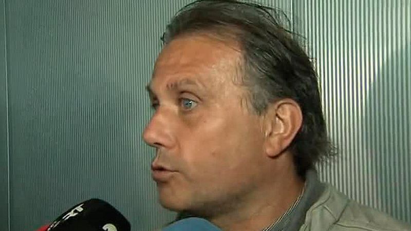 Josep Bartra, padre de Marc Bartra, ha asegurado que su hijo tuvo "dolor de cabeza y en el brazo" tras la explosión y que la fractura fue "limpia".