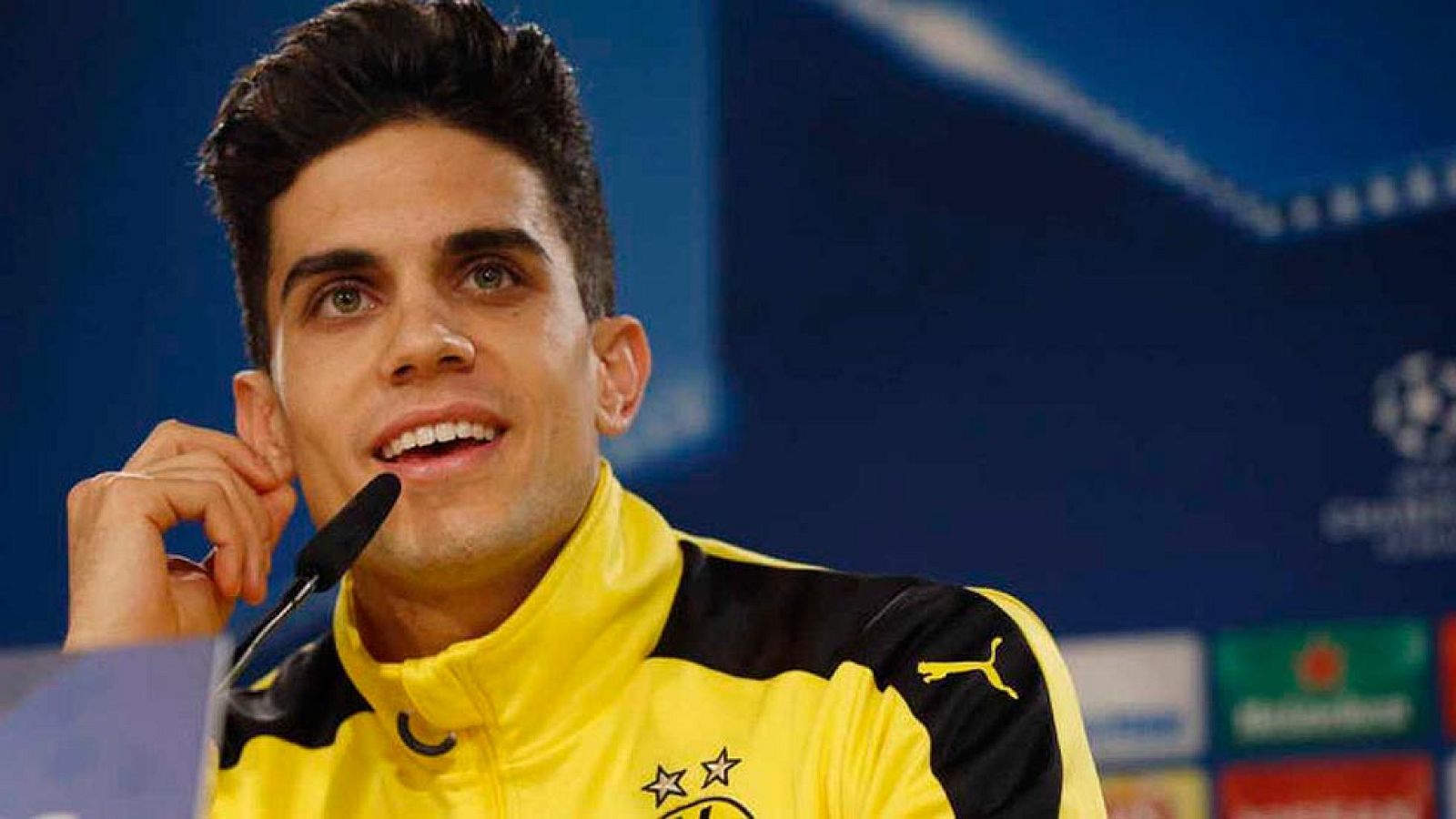 Bartra se recupera de su operación de muñeca tras el atentado de Dortmund | Ver