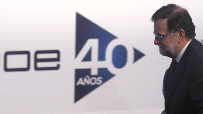 Telediario 1 - Rajoy anuncia que elevará hasta el 2,7% la previsión de crecimiento para 2017