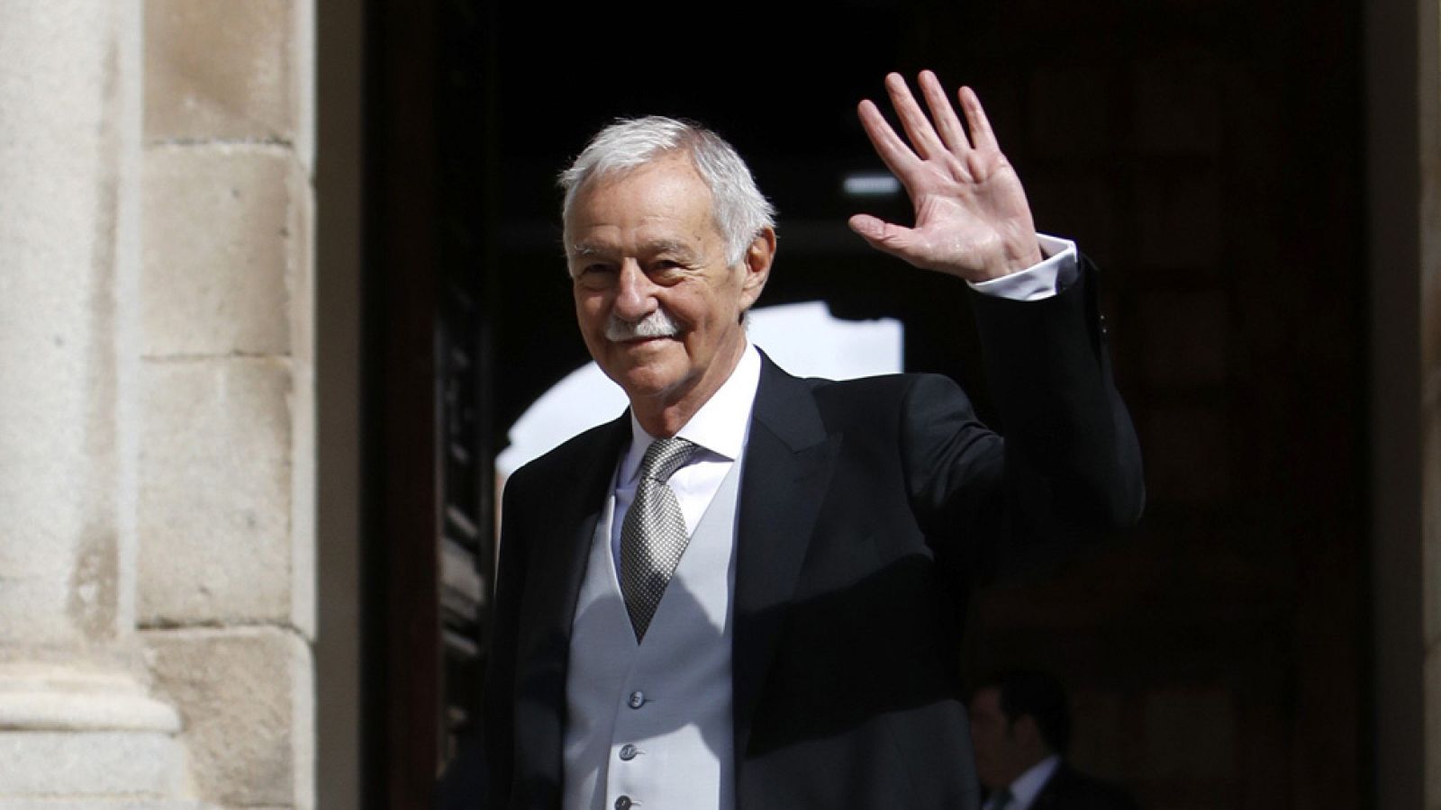 Eduardo Mendoza: "Uno no busca elogios, sino buenos lectores" | Ver