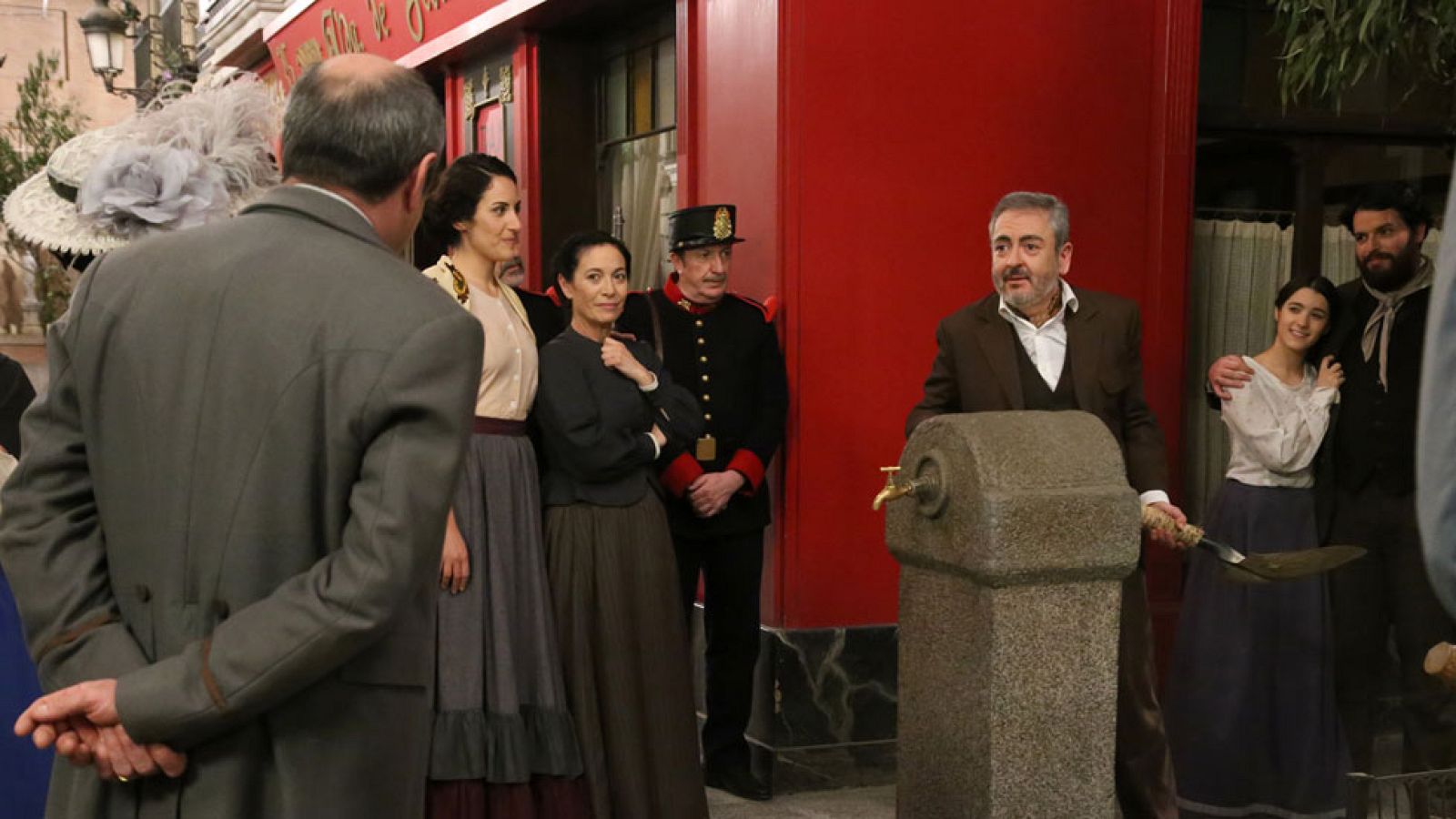 Acacias 38 - Servando explica lo que significa ser acaciero