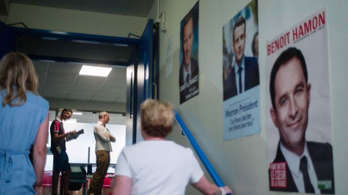 Telediario 1 - Telediario Matinal en 4' 23/04/17