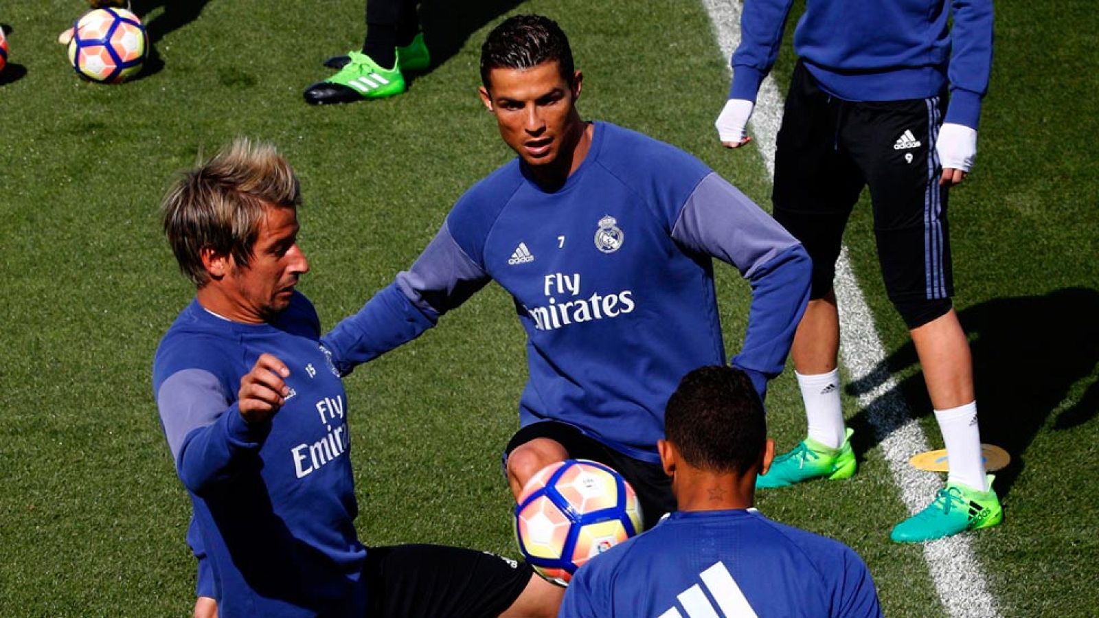 Real Madrid - FC Barcelona, un clásico global | Ver