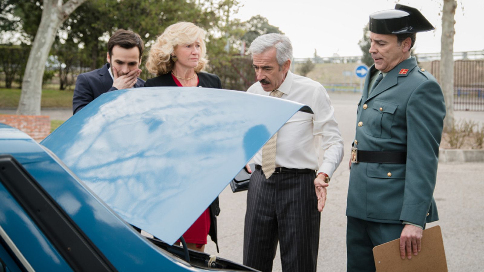 Cuéntame cómo pasó - Antonio, muy nervioso ante su cita con el Rey