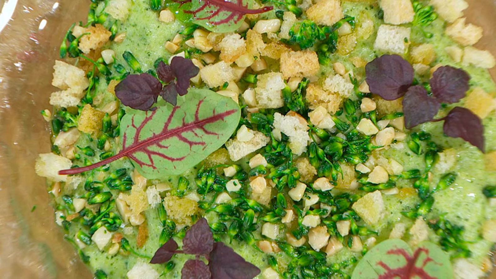 Torres en la cocina - Crema de brócoli con bacalao