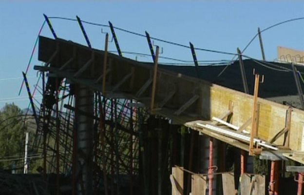  - Muerto bajo toneladas de escombros