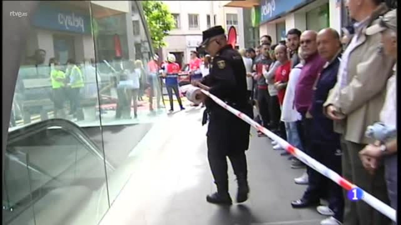 Simulacro en el metro de Granada | Ver