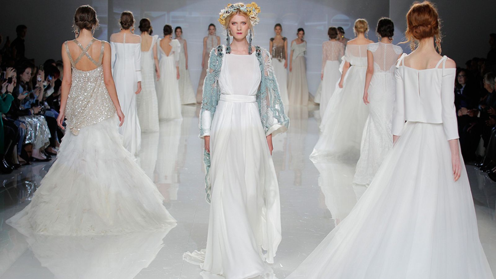 Desfile de Jesús Peiró. | Ver