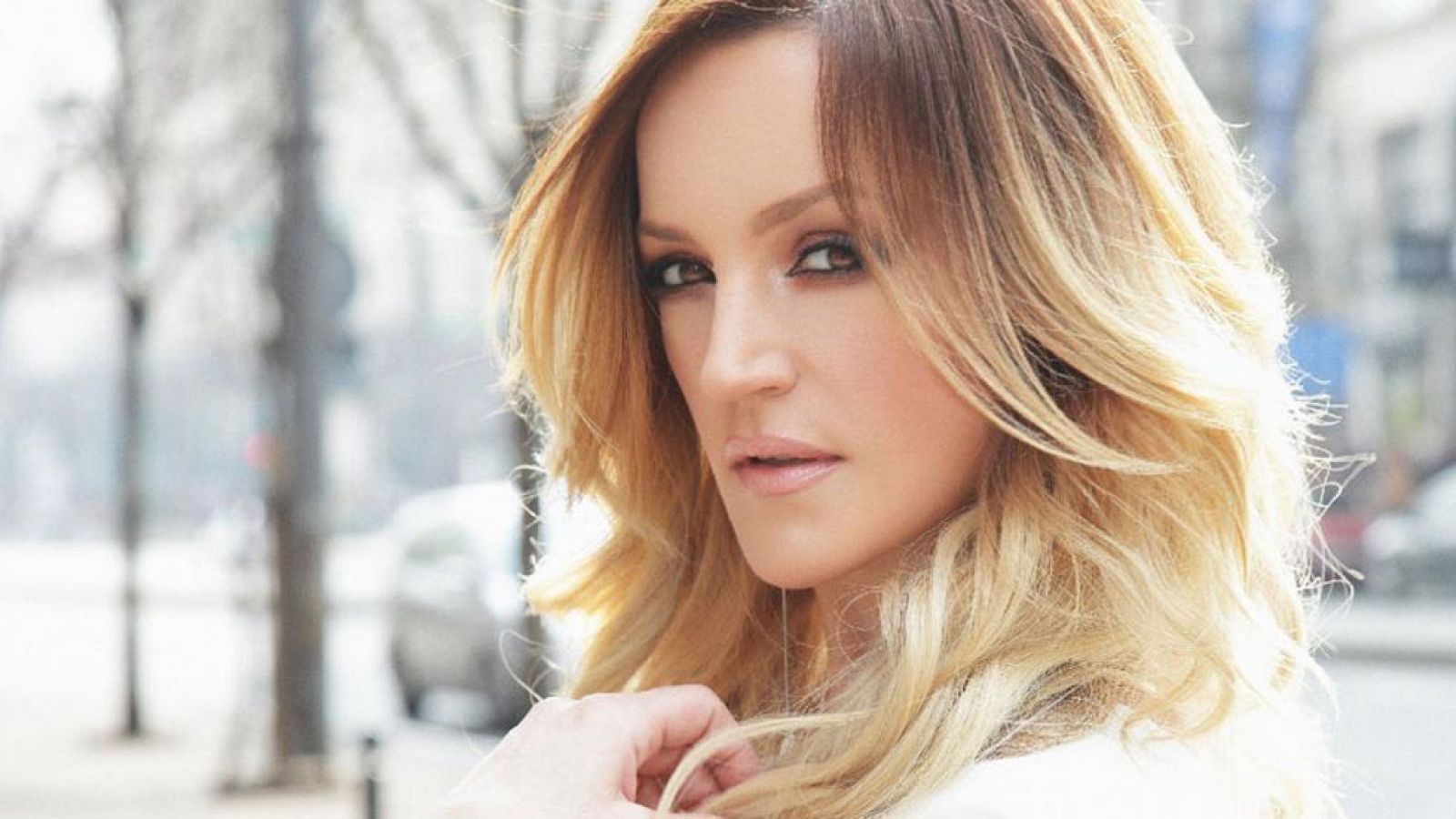 Eurovisión 2017 - Serbia: Tijana Bogievi canta "In Too Deep"