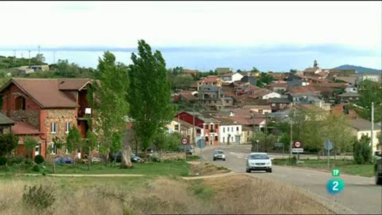 Trabajo y casa si te vas a vivir a San Vitero con un hijo en edad escolar - Aquí hay trabajo | Ver
